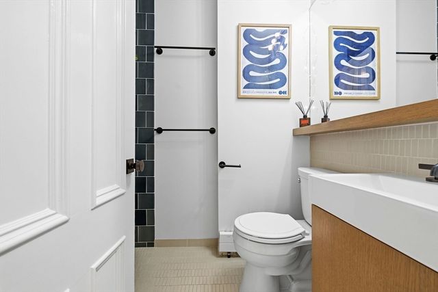 79 Montgomery St. 2, Boston, MA 02116