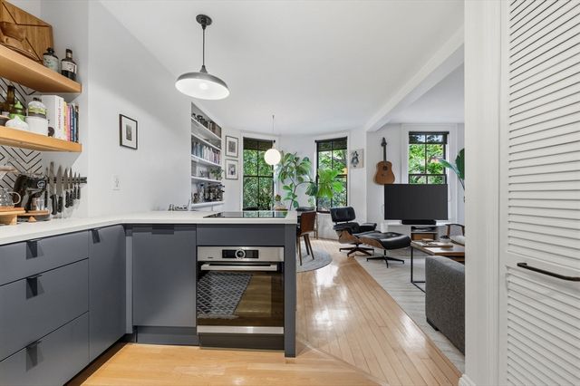 79 Montgomery St. 2, Boston, MA 02116