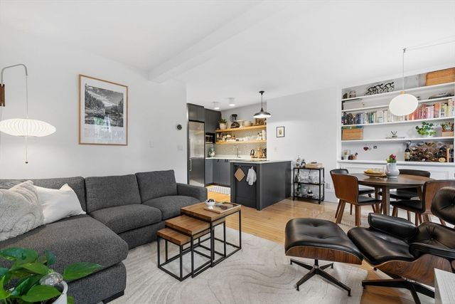 79 Montgomery St. 2, Boston, MA 02116