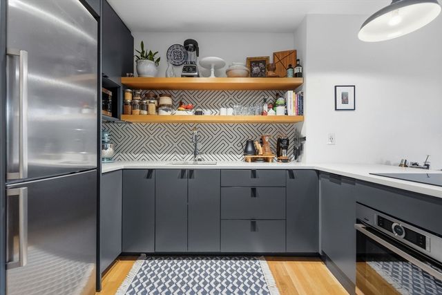 79 Montgomery St. 2, Boston, MA 02116