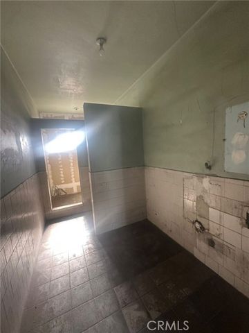 208 W Anaheim, Long Beach, CA 90813