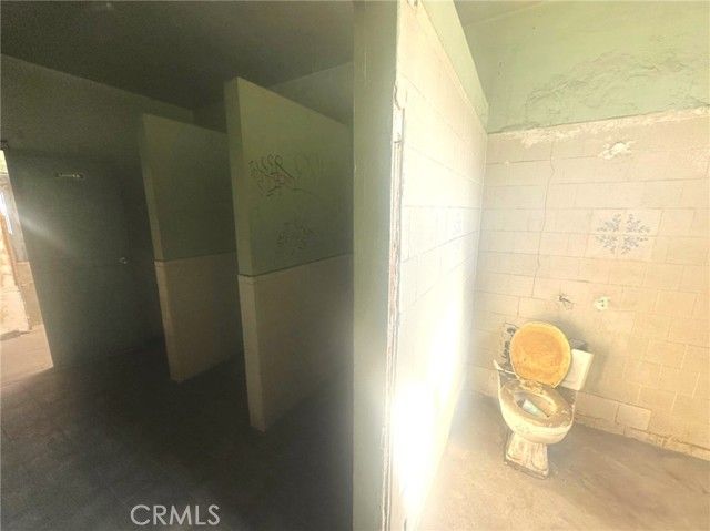 208 W Anaheim, Long Beach, CA 90813