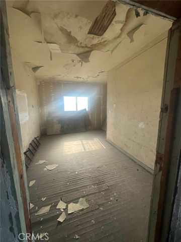 208 W Anaheim, Long Beach, CA 90813