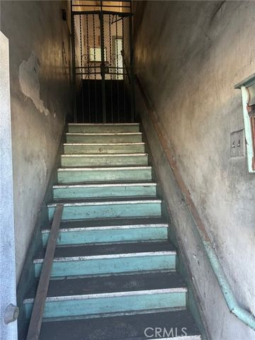 208 W Anaheim, Long Beach, CA 90813