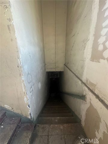 208 W Anaheim, Long Beach, CA 90813