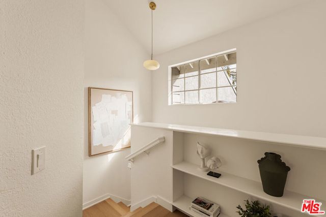 5729 Canterbury Drive, Culver City, CA 90230