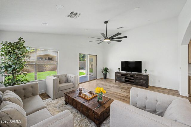7847 E OSAGE Avenue, Mesa, AZ 85212