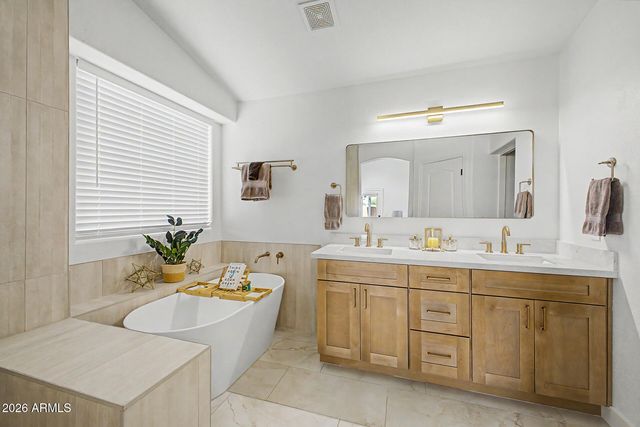 7847 E OSAGE Avenue, Mesa, AZ 85212