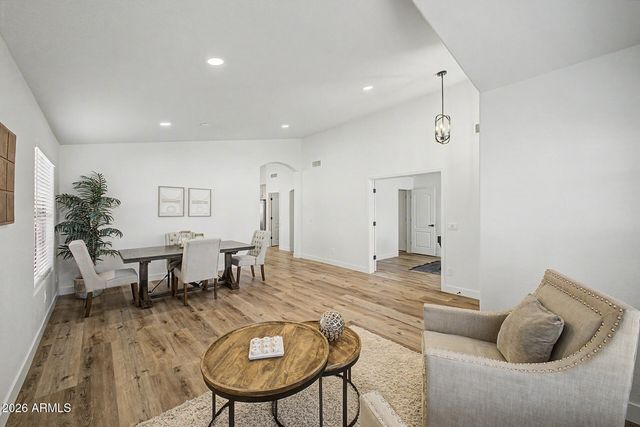 7847 E OSAGE Avenue, Mesa, AZ 85212