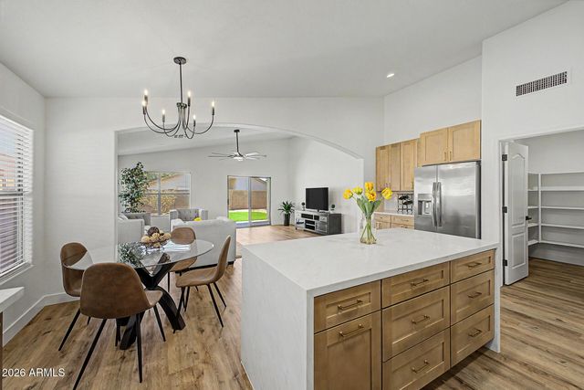 7847 E OSAGE Avenue, Mesa, AZ 85212