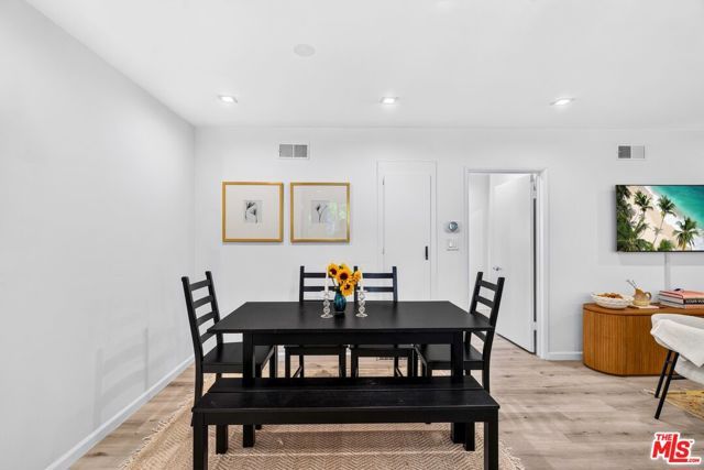 11670 W Sunset Boulevard 217, Los Angeles, CA 90049
