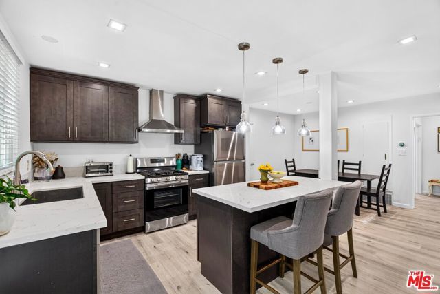 11670 W Sunset Boulevard 217, Los Angeles, CA 90049