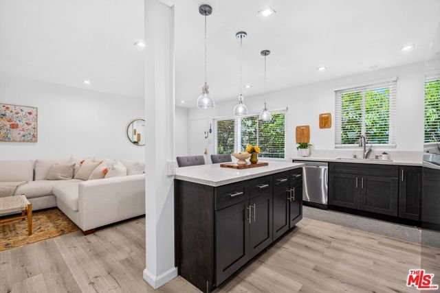 11670 W Sunset Boulevard 217, Los Angeles, CA 90049