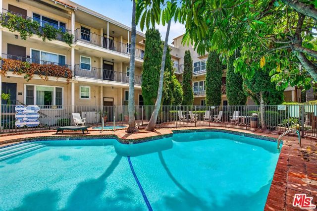 11670 W Sunset Boulevard 217, Los Angeles, CA 90049