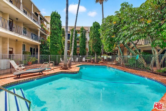 11670 W Sunset Boulevard 217, Los Angeles, CA 90049