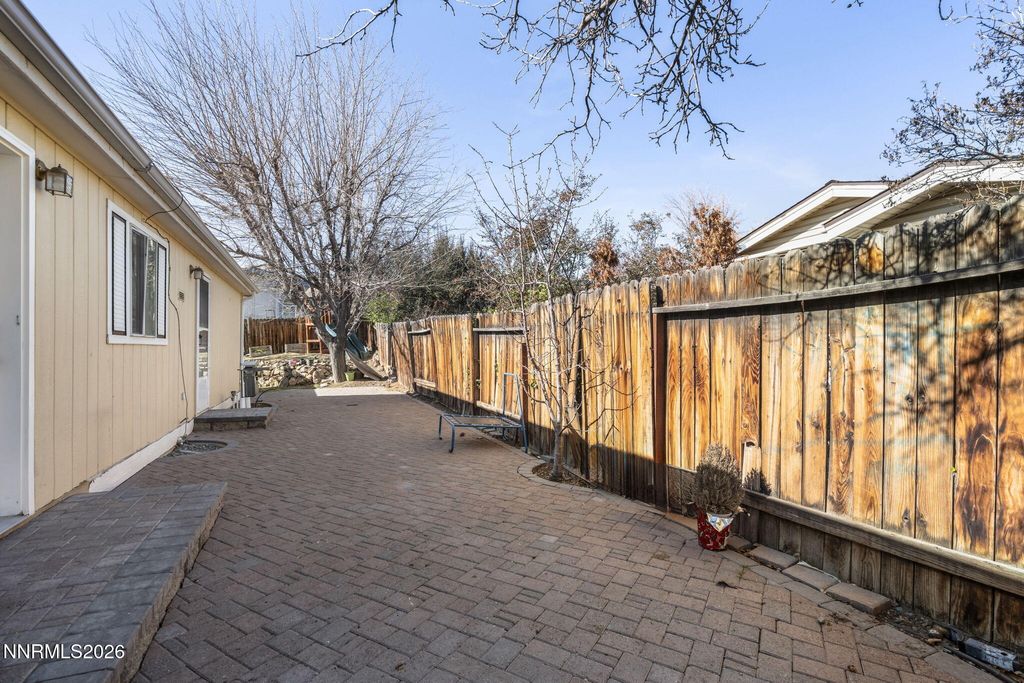 Image 21 of property listing at 2701 Larkspur Street, Reno, NV 89512
