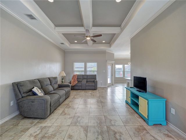 15109 Dasmarinas Dr, Corpus Christi, TX 78418