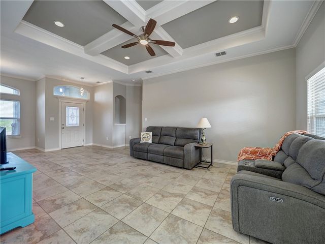 15109 Dasmarinas Dr, Corpus Christi, TX 78418