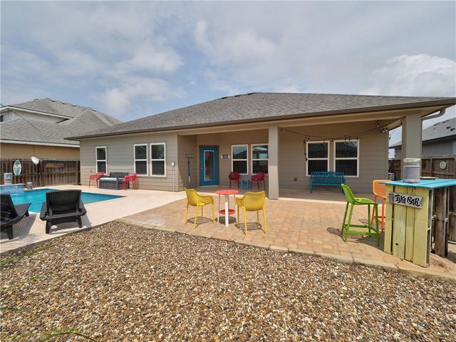 15109 Dasmarinas Dr, Corpus Christi, TX 78418