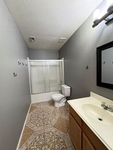 15623 Red Pine Ridge Way, Houston, TX 77049