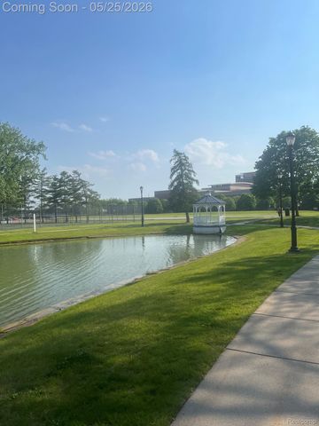 230 Main Sail Court 32, Detroit, MI 48207