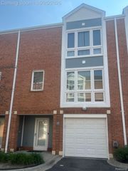 230 Main Sail Court 32, Detroit, MI 48207