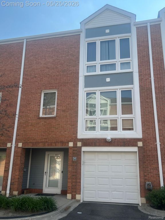 230 Main Sail Court 32, Detroit, MI 48207