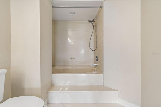 6000 BAHIA DEL MAR CIRCLE 134, St Petersburg, FL 33715