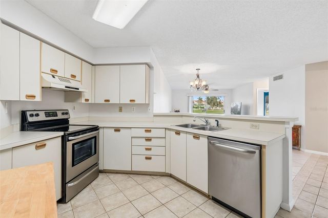 6000 BAHIA DEL MAR CIRCLE 134, St Petersburg, FL 33715