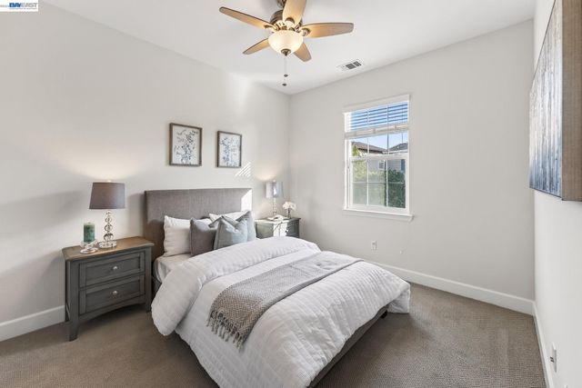 4915 Shelton St, Dublin, CA 94568