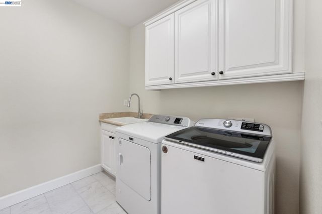 4915 Shelton St, Dublin, CA 94568