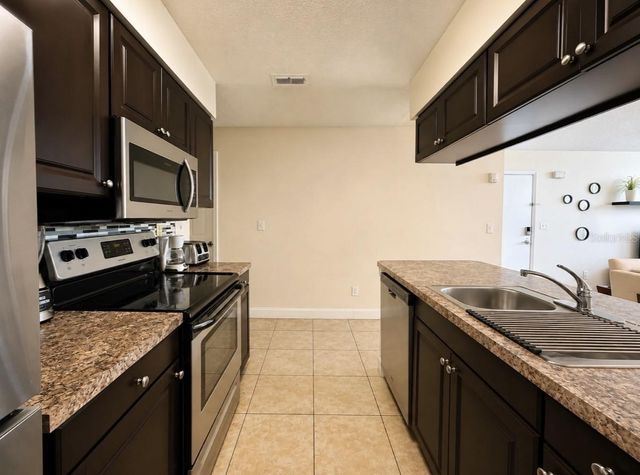 2747 N POINCIANA BOULEVARD 10, Kissimmee, FL 34746