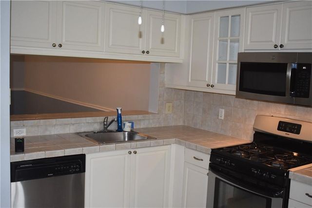 7890 Dixie Beach Circle, Tamarac, FL 33321