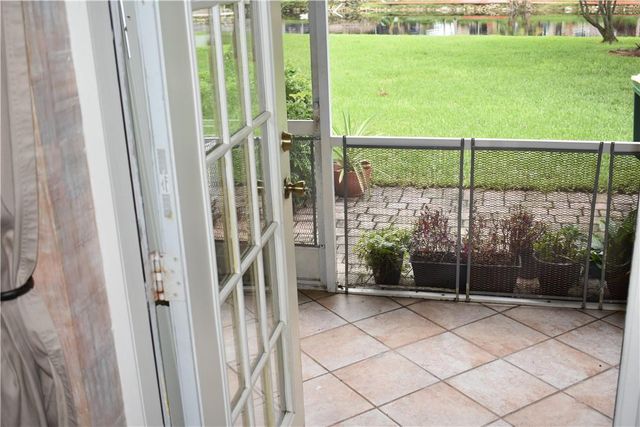 7890 Dixie Beach Circle, Tamarac, FL 33321