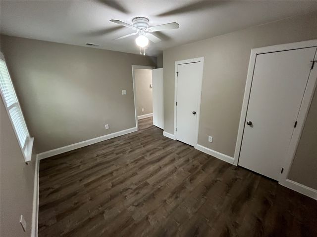 860 Mimosa Drive, Garland, TX 75040