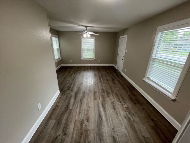 860 Mimosa Drive, Garland, TX 75040