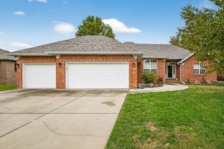 904 East Elizabeth Street, Republic, MO 65738