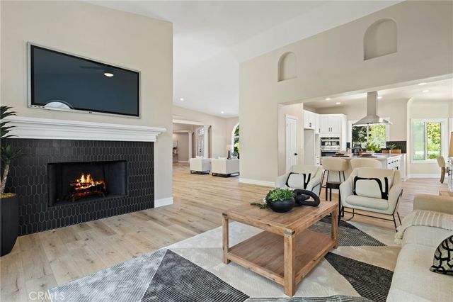 44240 La Cruz, Temecula, CA 92590