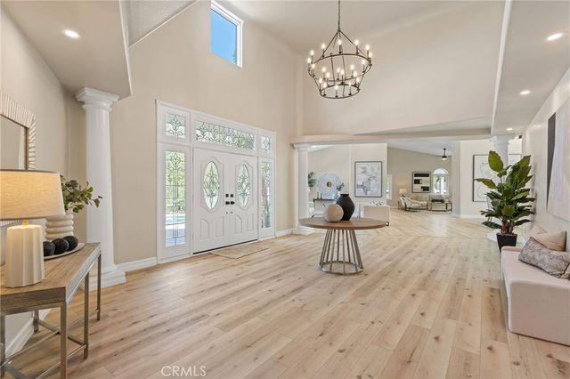 44240 La Cruz, Temecula, CA 92590