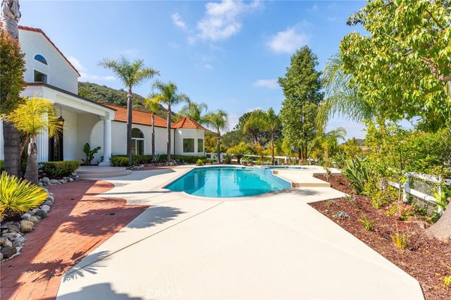 44240 La Cruz, Temecula, CA 92590