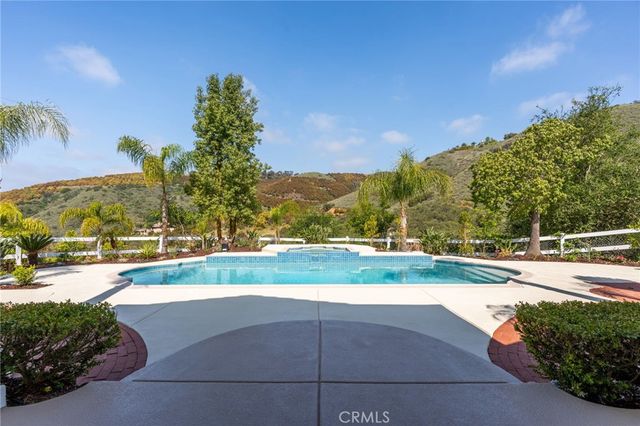 44240 La Cruz, Temecula, CA 92590