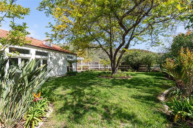 44240 La Cruz, Temecula, CA 92590