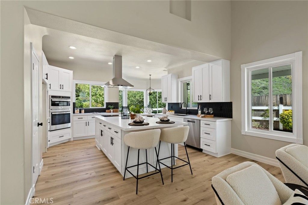 Image 14 of property listing at 44240 La Cruz, Temecula, CA 92590