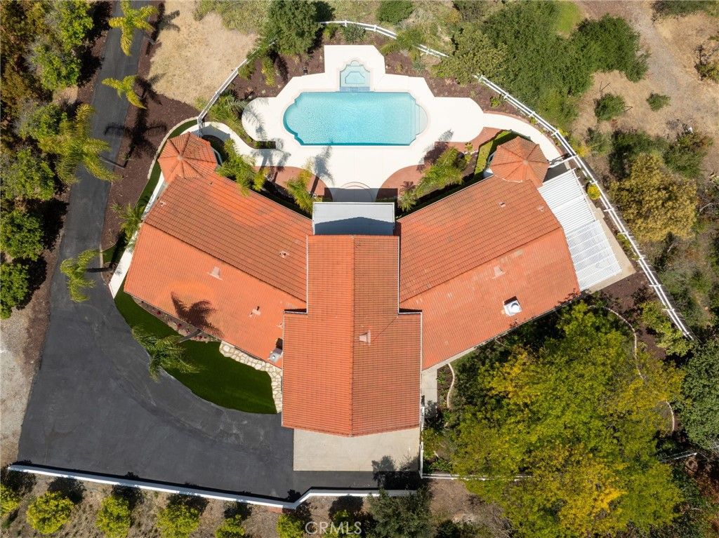 Image 64 of property listing at 44240 La Cruz, Temecula, CA 92590