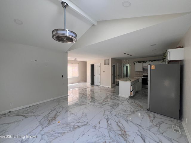 802 W Ashland Ave, Louisville, KY 40215