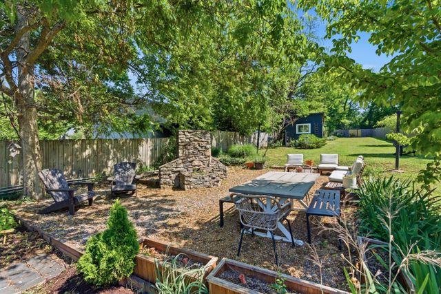 1311 Ardee Ave, Nashville, TN 37216