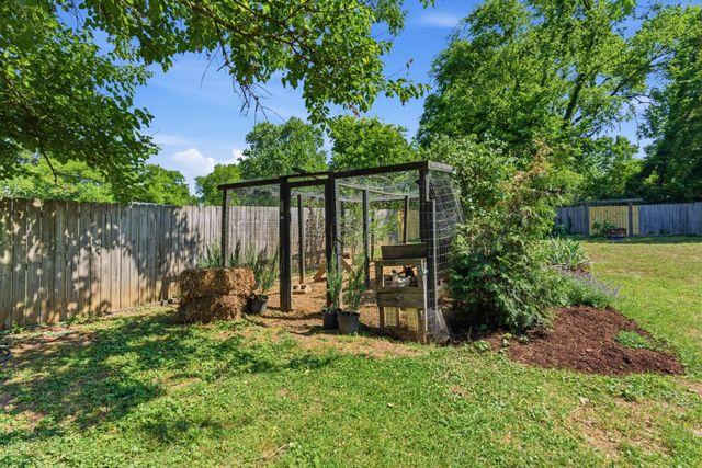 1311 Ardee Ave, Nashville, TN 37216