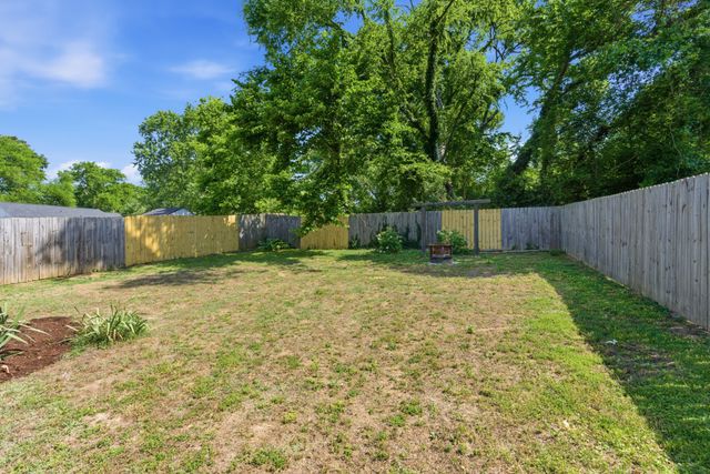 1311 Ardee Ave, Nashville, TN 37216
