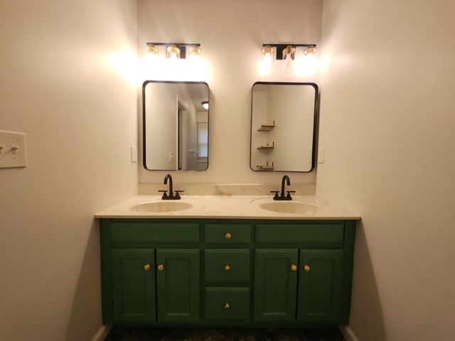 3483 Arvin Dr, Clarksville, TN 37042