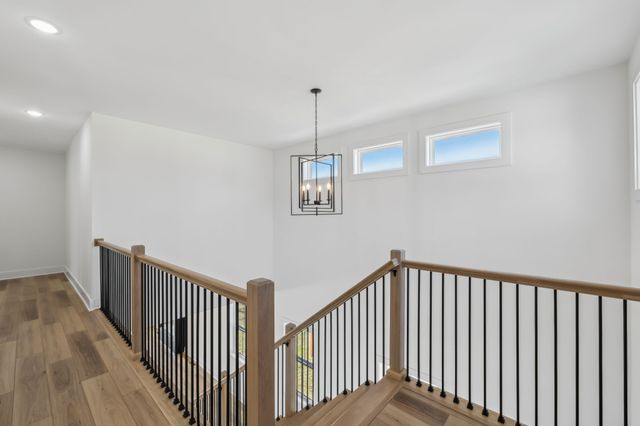 2426 Brittany Dr, Nashville, TN 37206